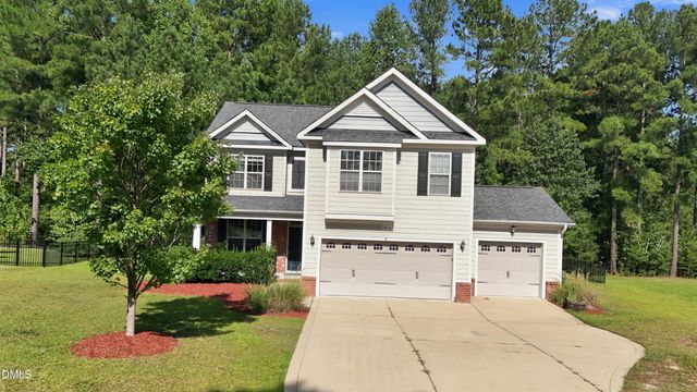 419 Rolling Pines Drive, Spring Lake, NC 28390