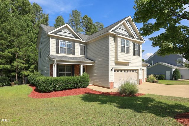 419 Rolling Pines Drive, Spring Lake, NC 28390