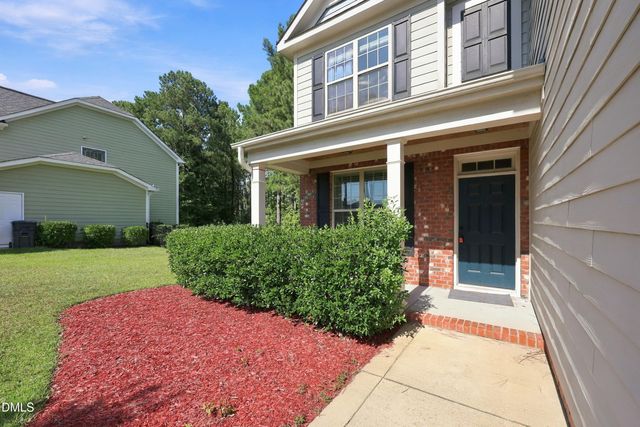 419 Rolling Pines Drive, Spring Lake, NC 28390
