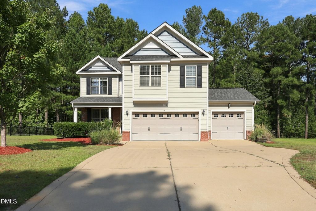 419 Rolling Pines Drive, Spring Lake, NC 28390