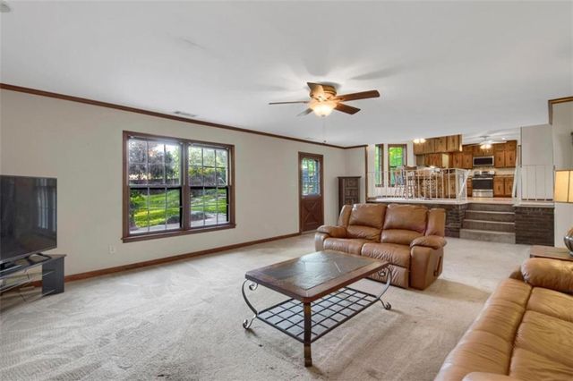 3606 Rainbow Circle, Snellville, GA 30039