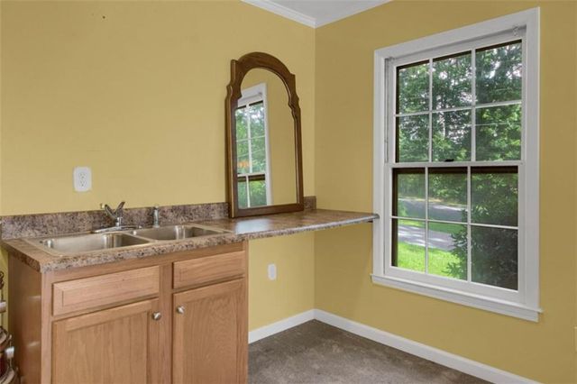 3606 Rainbow Circle, Snellville, GA 30039