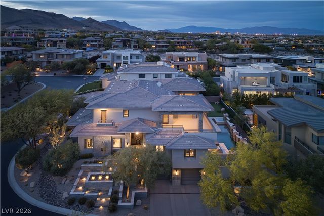 72 Wildwing Court, Las Vegas, NV 89135