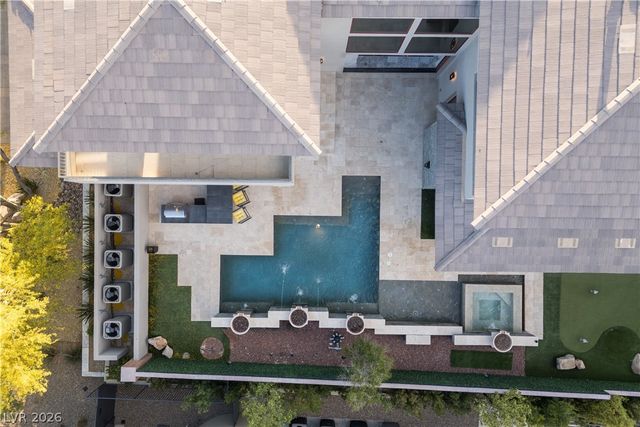 72 Wildwing Court, Las Vegas, NV 89135