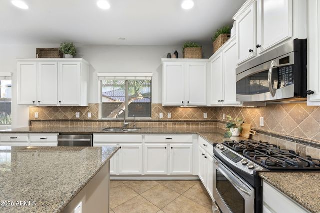 3965 E MELINDA Drive, Phoenix, AZ 85050
