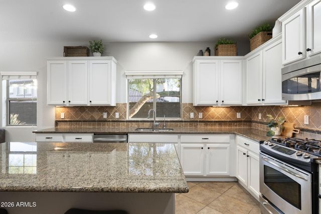 3965 E MELINDA Drive, Phoenix, AZ 85050