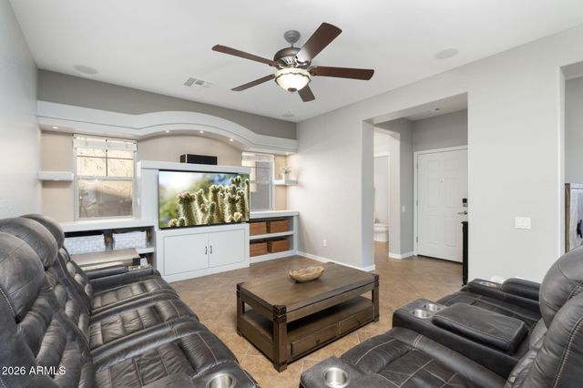 3965 E MELINDA Drive, Phoenix, AZ 85050