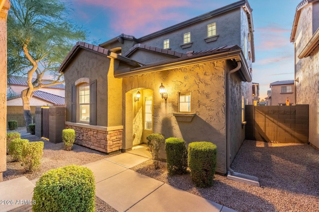 3965 E MELINDA Drive, Phoenix, AZ 85050 — photo 2
