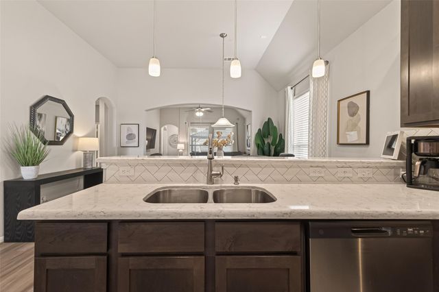 4211 Pale Fox Lane, Katy, TX 77493