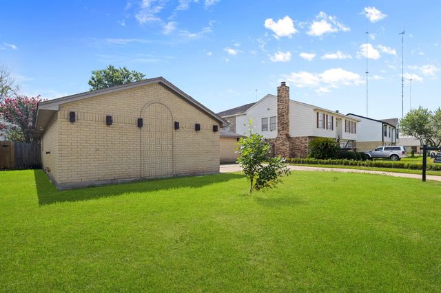 16723 Lone Quail Court, Missouri City, TX 77489