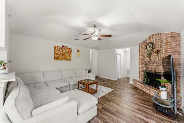 18503 Hiddenbay Way, Spring, TX 77379