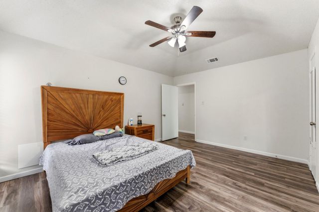 18503 Hiddenbay Way, Spring, TX 77379