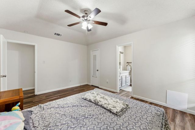 18503 Hiddenbay Way, Spring, TX 77379