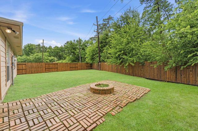 18503 Hiddenbay Way, Spring, TX 77379