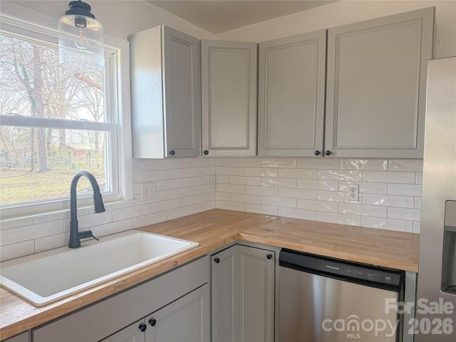 6005 Penndale Drive, Shelby, NC 28152