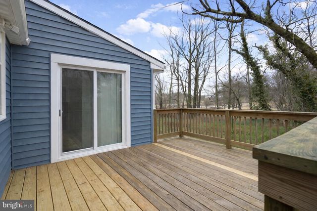 950 CENTRAL AVE, Runnemede, NJ 08078