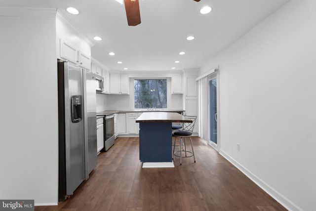 950 CENTRAL AVE, Runnemede, NJ 08078