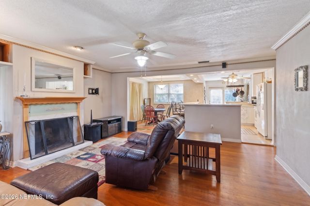 6325 MERCER Circle W, Jacksonville, FL 32217