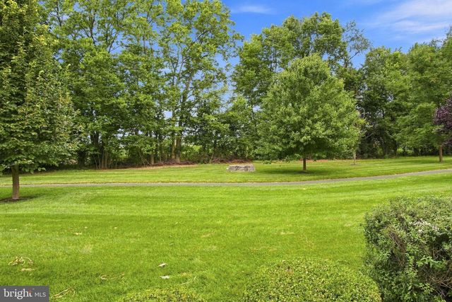 259 COLONIAL DR, Mechanicsburg, PA 17050