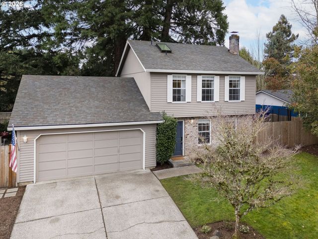 672 Se ALDER Ct, Hillsboro, OR 97123