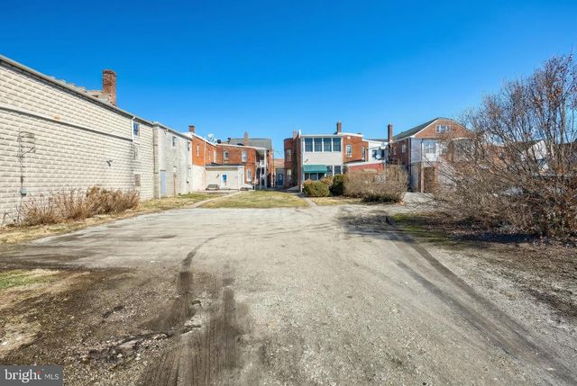 119 BALTIMORE ST, Hanover, PA 17331