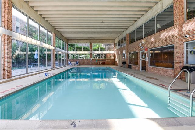 1265 S Maple Road Unit: 305, Ann Arbor, MI 48103