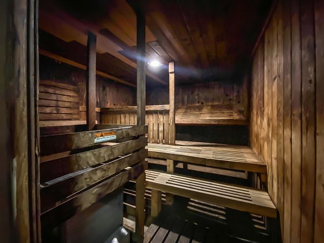 1265 S Maple Road Unit: 305, Ann Arbor, MI 48103