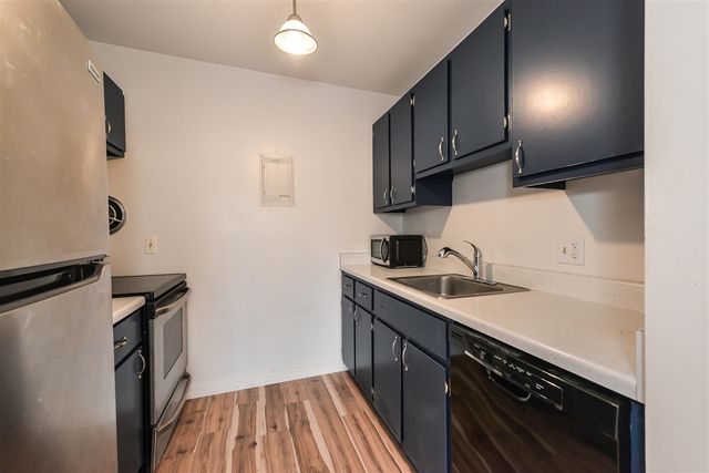 1265 S Maple Road Unit: 305, Ann Arbor, MI 48103