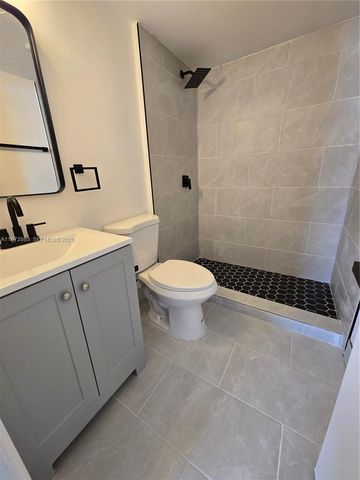 15124 SW 81st Street 102, Miami, FL 33193