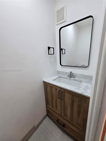 15124 SW 81st Street 102, Miami, FL 33193