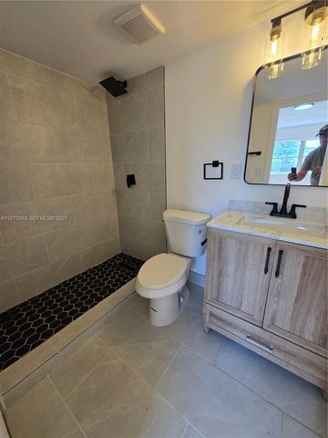 15124 SW 81st Street 102, Miami, FL 33193