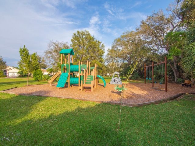 9737 SW Eastbrook Circle, Port St. Lucie, FL 34987
