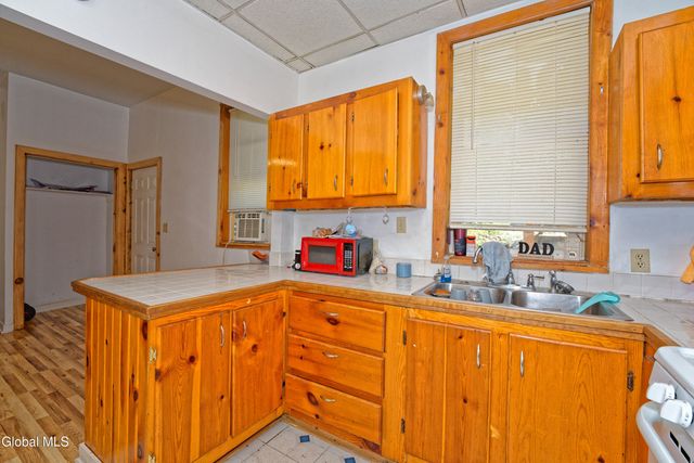 1554 1st Street, Rensselaer, NY 12144