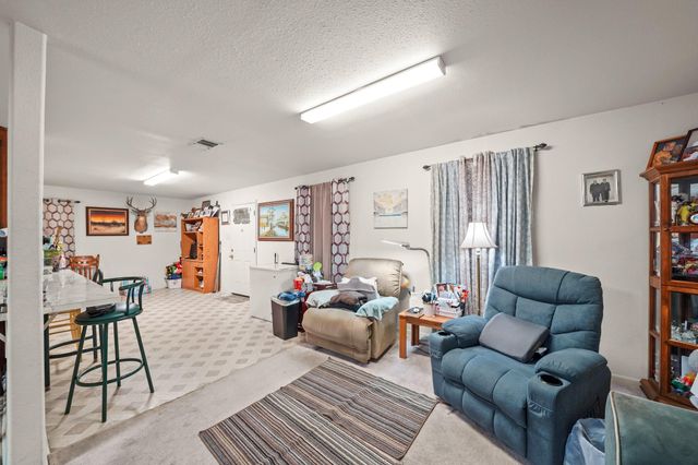 5913 County Road 225, East Bernard, TX 77435