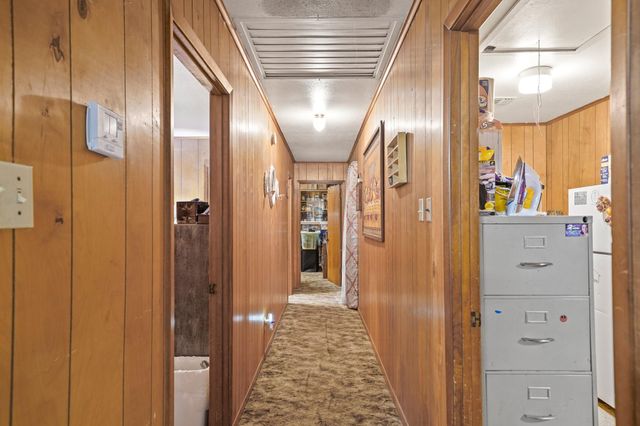 5913 County Road 225, East Bernard, TX 77435