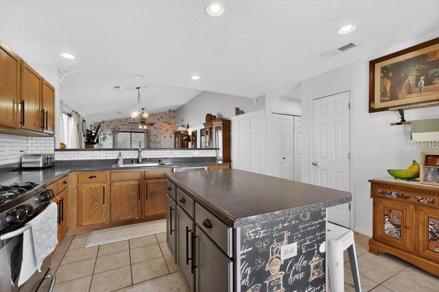 1367 Penasco Road NE, Rio Rancho, NM 87144