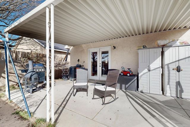 1367 Penasco Road NE, Rio Rancho, NM 87144