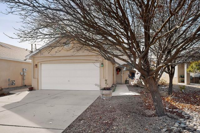 1367 Penasco Road NE, Rio Rancho, NM 87144