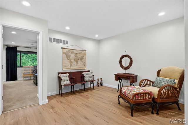 1343 Hampton Road B, St Charles, MO 63303