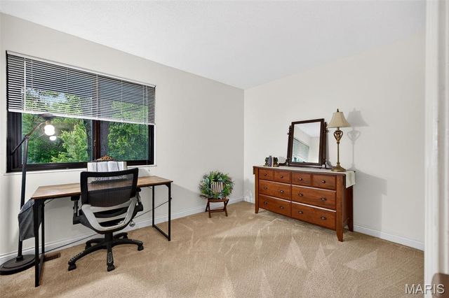 1343 Hampton Road B, St Charles, MO 63303