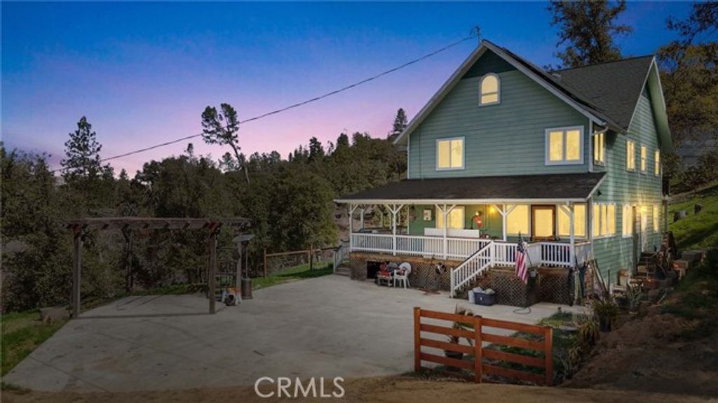 5769 Clouds Rest, Mariposa, CA 95338
