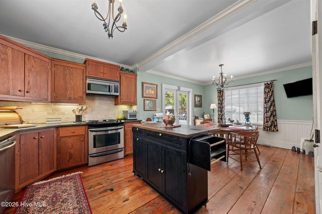 110 W Park Avenue, Tarboro, NC 27886