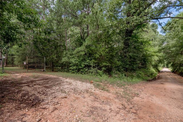 594 County Road 3540, Lovelady, TX 75851