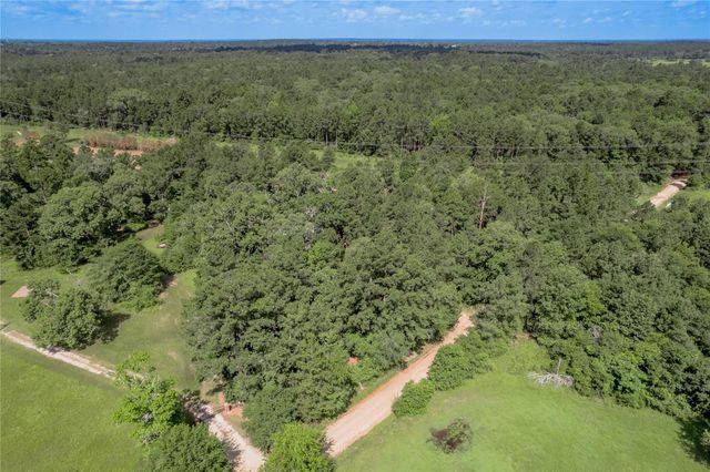 594 County Road 3540, Lovelady, TX 75851