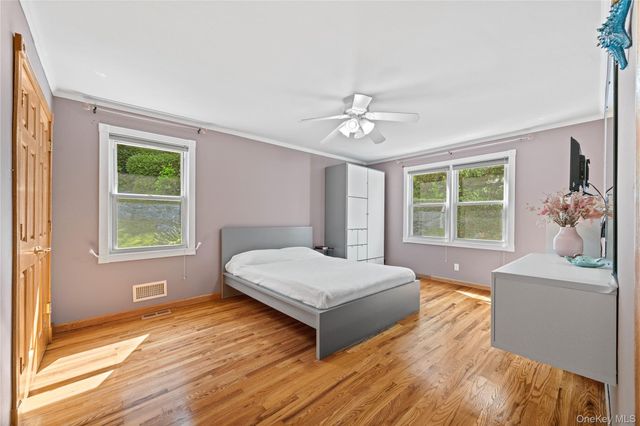 81 Avondale Road, Yonkers, NY 10710