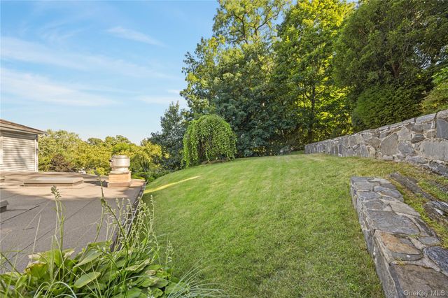 81 Avondale Road, Yonkers, NY 10710