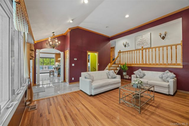 81 Avondale Road, Yonkers, NY 10710