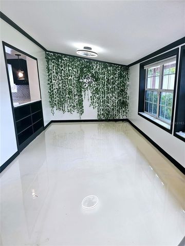 5564 N 63RD WAY N, St Petersburg, FL 33709