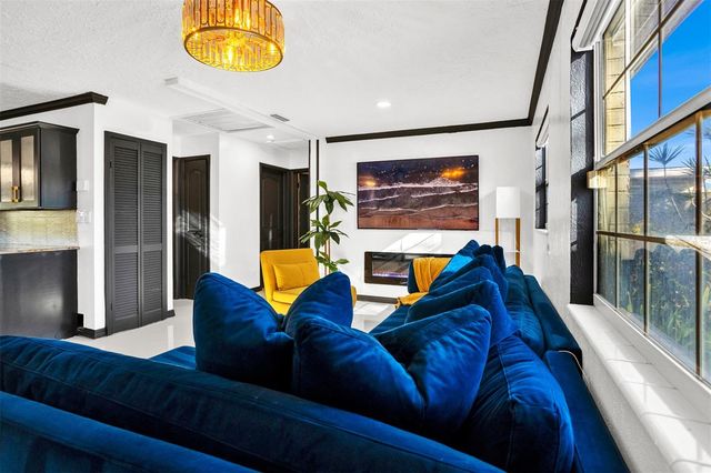 5564 N 63RD WAY N, St Petersburg, FL 33709