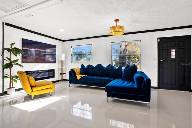 5564 N 63RD WAY N, St Petersburg, FL 33709